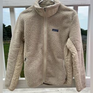 Patagonia beige pile fleece jacket